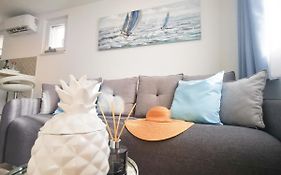 Rita Apartments - Sea-View Apartment 2Plus1
